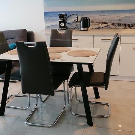 Apartamenty Mariela-Kolobrzeg Z Garazem Exterior foto