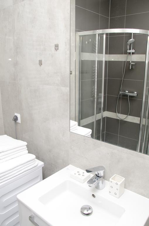 Apartamenty Mariela-Kolobrzeg Z Garazem Exterior foto