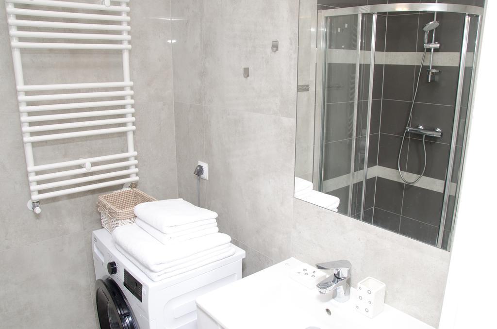 Apartamenty Mariela-Kolobrzeg Z Garazem Exterior foto