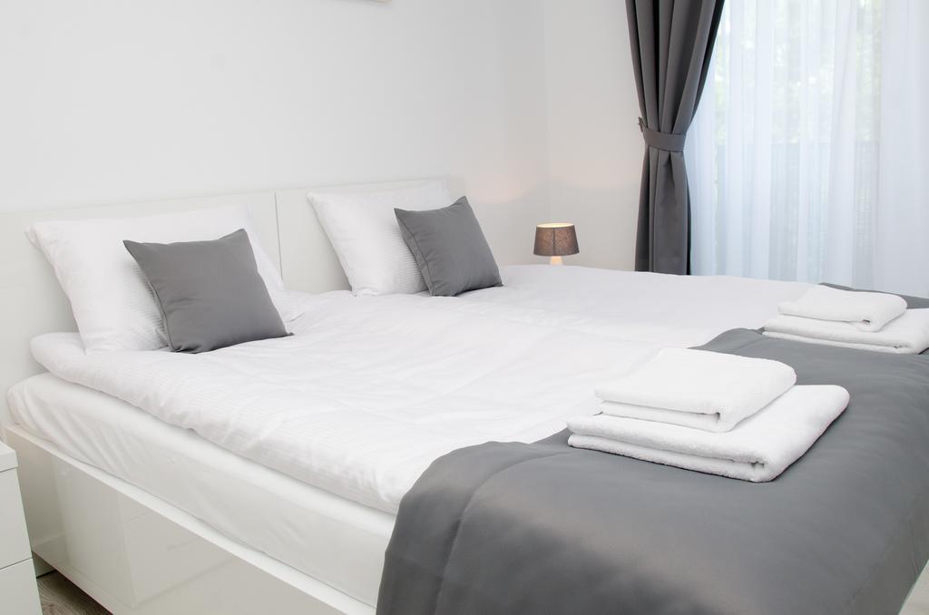Apartamenty Mariela-Kolobrzeg Z Garazem Exterior foto