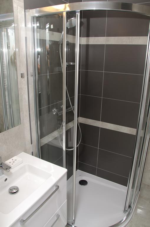 Apartamenty Mariela-Kolobrzeg Z Garazem Exterior foto